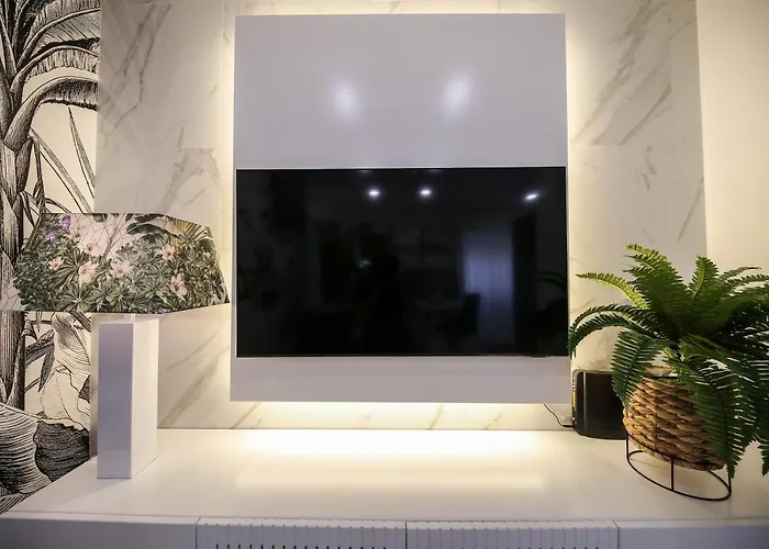 Dina House Avo Mariana 纳扎雷