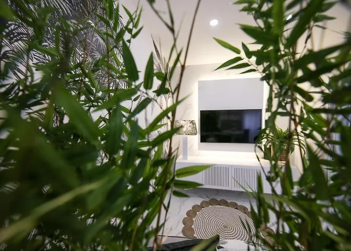 Dina House Avo Mariana 纳扎雷