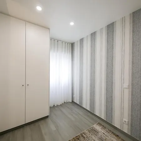 Dina House Avó Mariana Nazaré