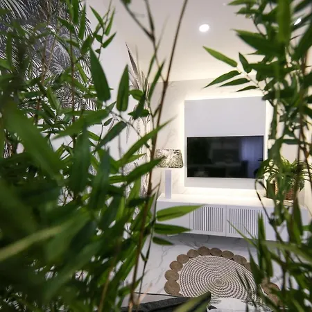 Dina House Avó Mariana Nazaré